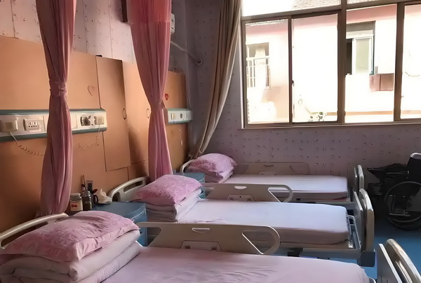 余情难了：贫女的逆袭之旅